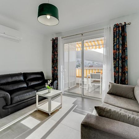 Loscristianos Luxury Aircon Sunny Aptm Sea View อาโรนา ภายนอก รูปภาพ